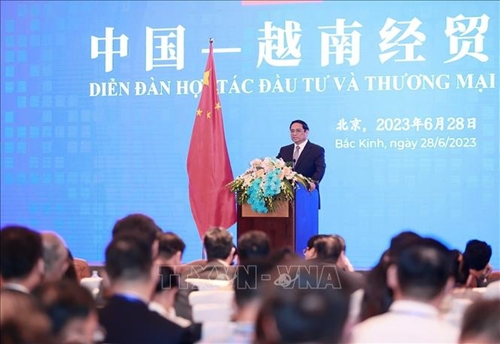 Thủ tướng Phạm Minh Chính kêu gọi các nhà đầu tư Trung Quốc tiếp tục đầu tư mở rộng ở Việt Nam